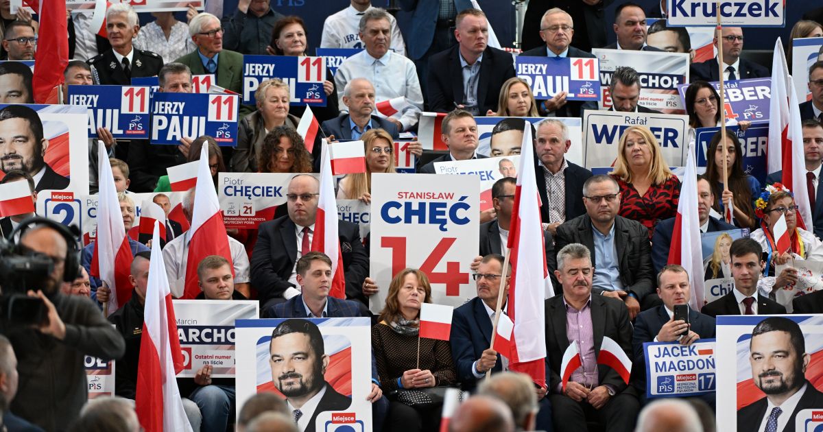 Polska kampania wyborcza jest zalana dezinformacją – Respublika.lt