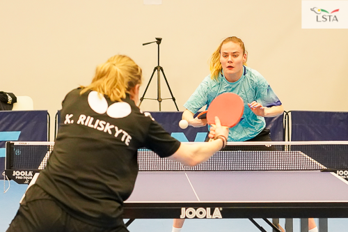 Reprezentacje Litwy w tenisie stołowym kobiet i mężczyzn weszły do ​​finału, by walczyć o wejście na Drużynowe Mistrzostwa Europy 2023 – Respublika.lt