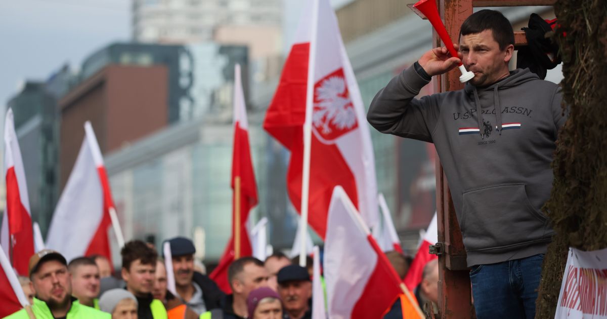 Polska rozważa możliwość zamknięcia granicy z Ukrainą dla transportu towarów – Respublika.lt