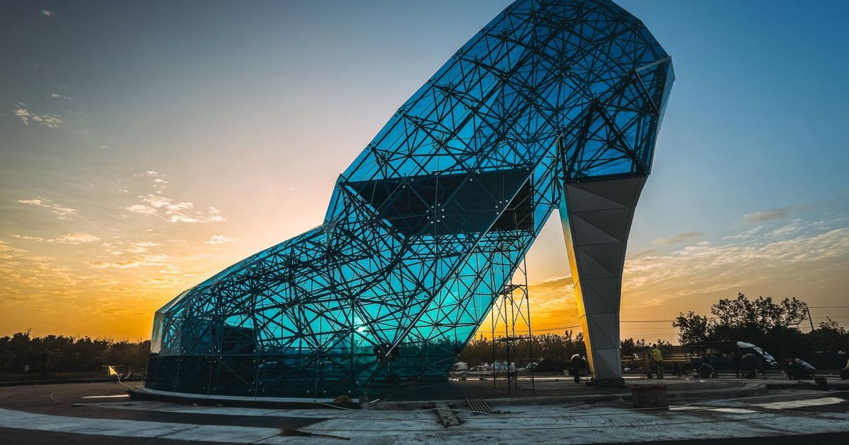 Szalone dowcipy geniuszy – Respublika.lt