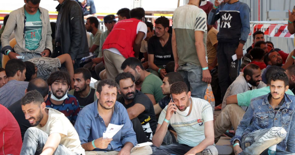 In poche ore sono arrivati ​​in Italia più di 1.000 migranti – Respublika.lt